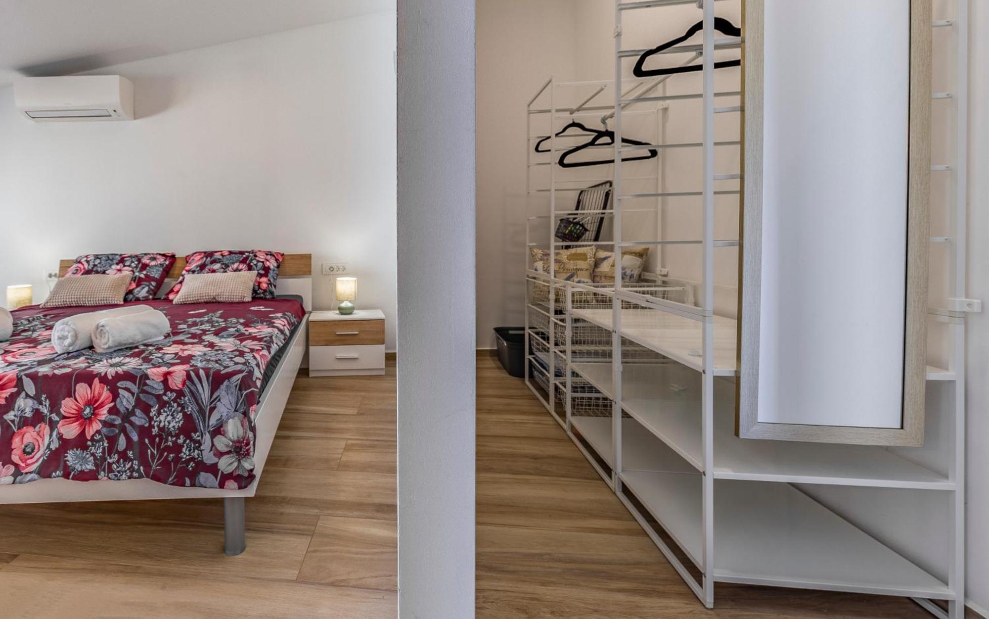 Oscar Apartment